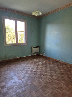 Maison - 95 m² - 5 pièces