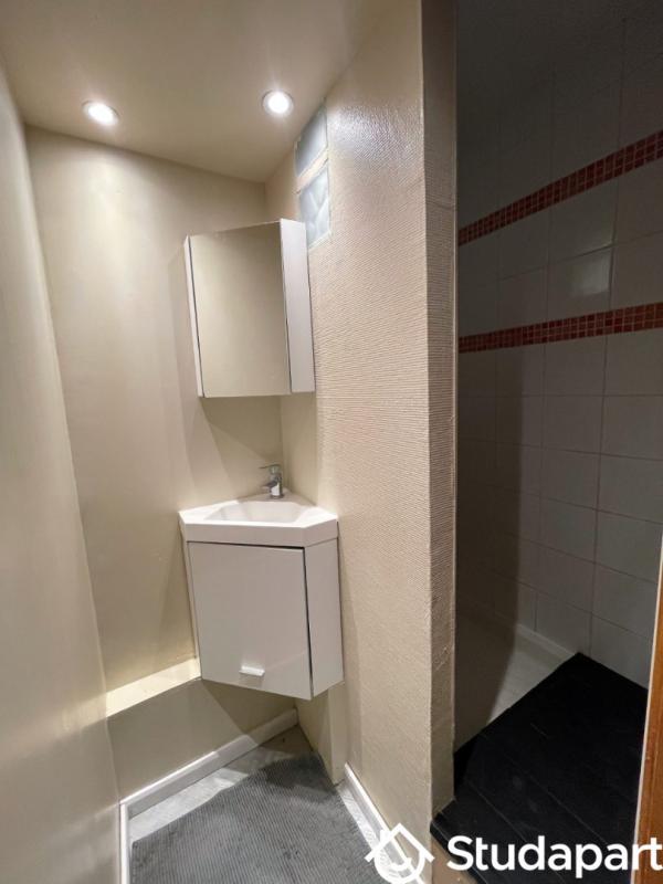 Chambre - 14 m² - 1 pièce