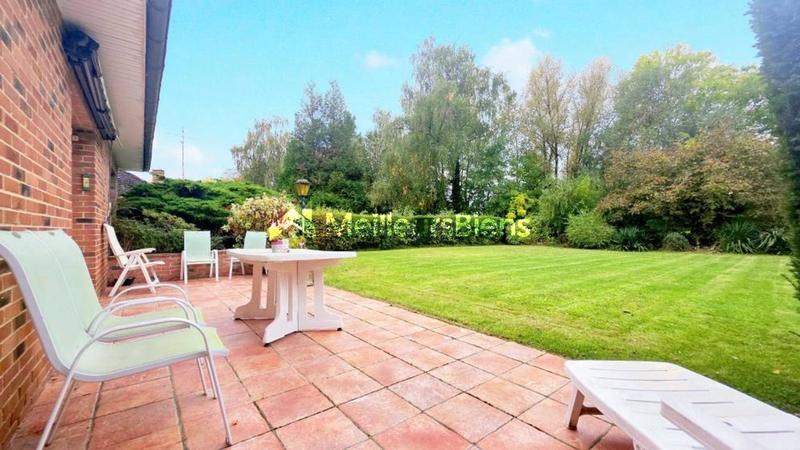 Maison - 135 m² - 6 pièces