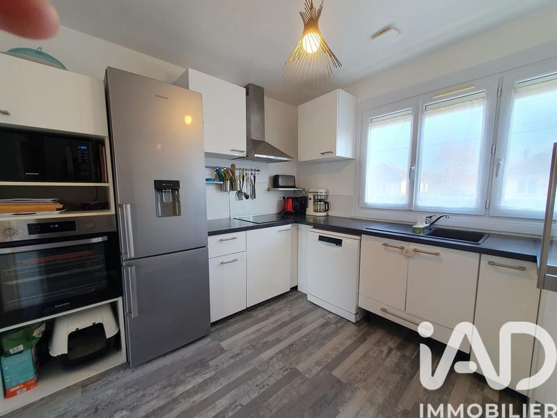 Maison - 93 m² - 4 pièces