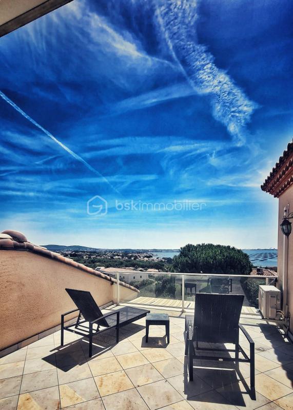 Propriété - 250 m² - 5 pièces