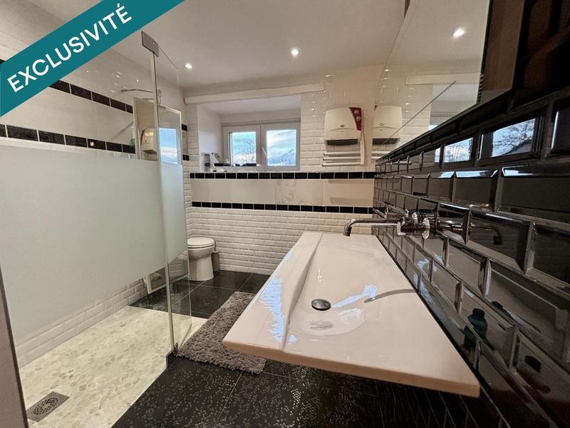 Maison - 346 m² - 10 pièces