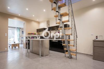 Maison - 139 m² - 5 pièces