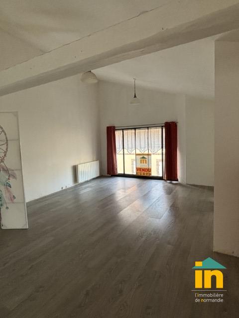 Maison de ville - 75 m² - 2 pièces