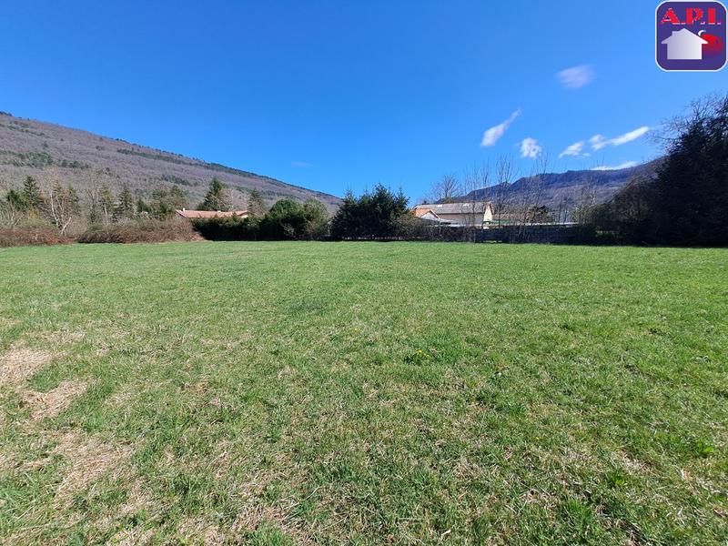Terrain constructible - 4 506 m²