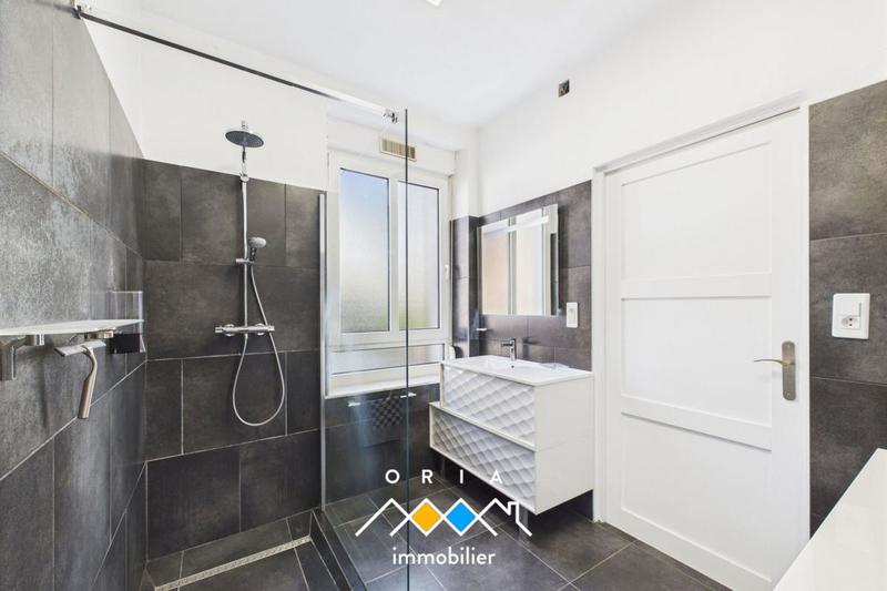 Maison de ville - 126 m² - 5 pièces