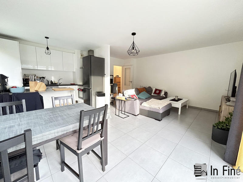 Appartement - 72 m² - 3 pièces