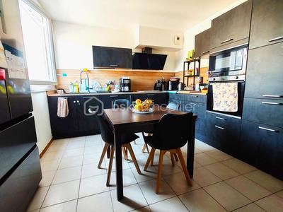 Appartement - 101 m² - 4 pièces