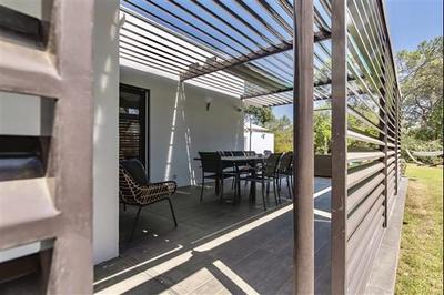 Maison contemporaine - 287 m² - 10 pièces