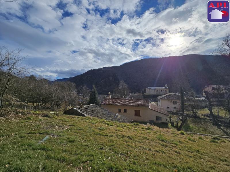 Terrain - 908 m²