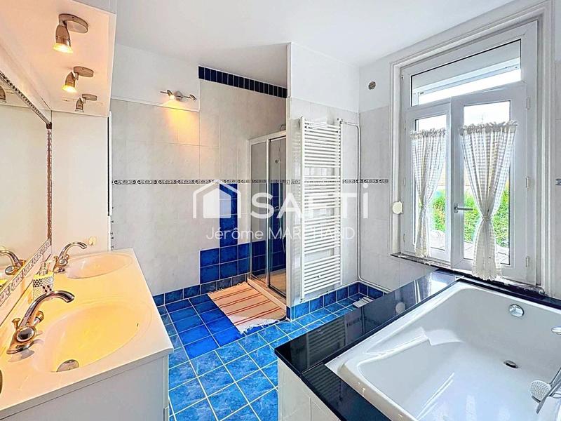 Maison - 145 m² - 7 pièces