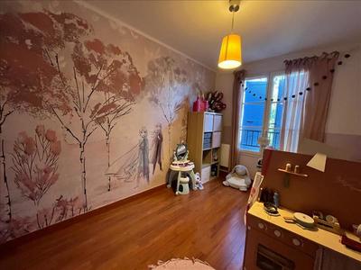 Maison - 84 m² - 6 pièces