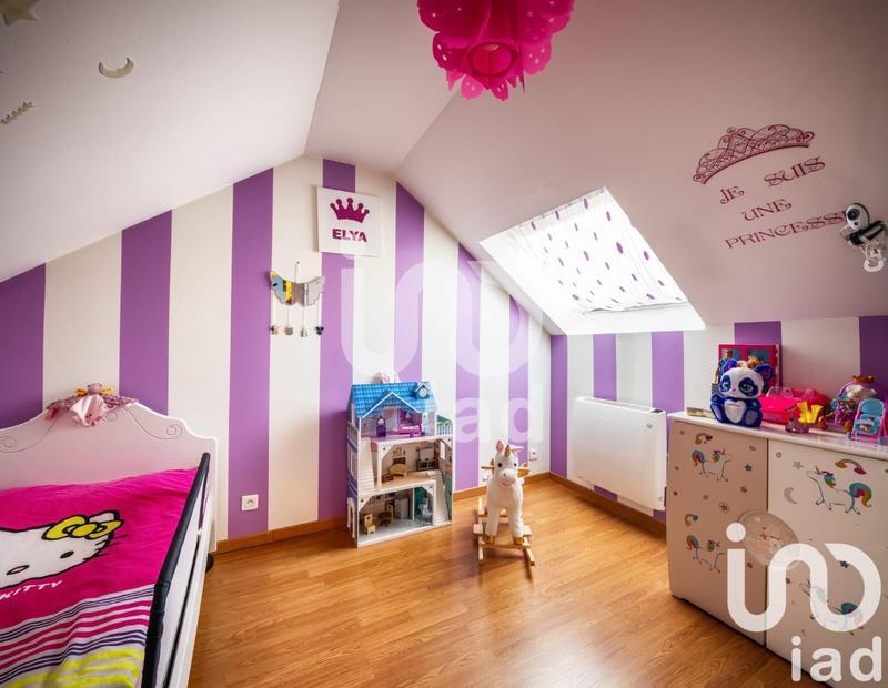 Maison - 187 m² - 6 pièces