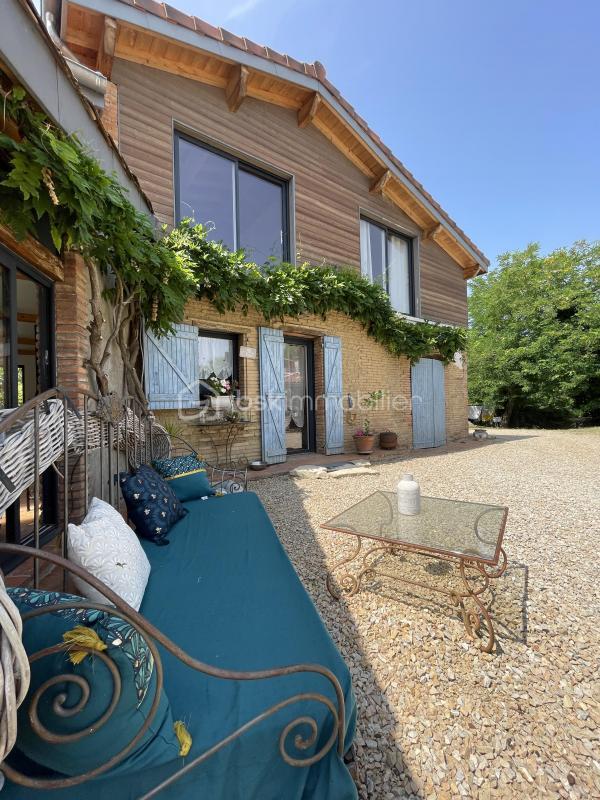 Maison ancienne - 170 m² - 7 pièces