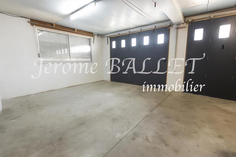 Maison - 180 m² - 6 pièces