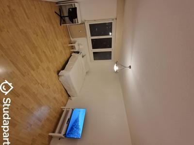 Chambre - 12 m² - 1 pièce