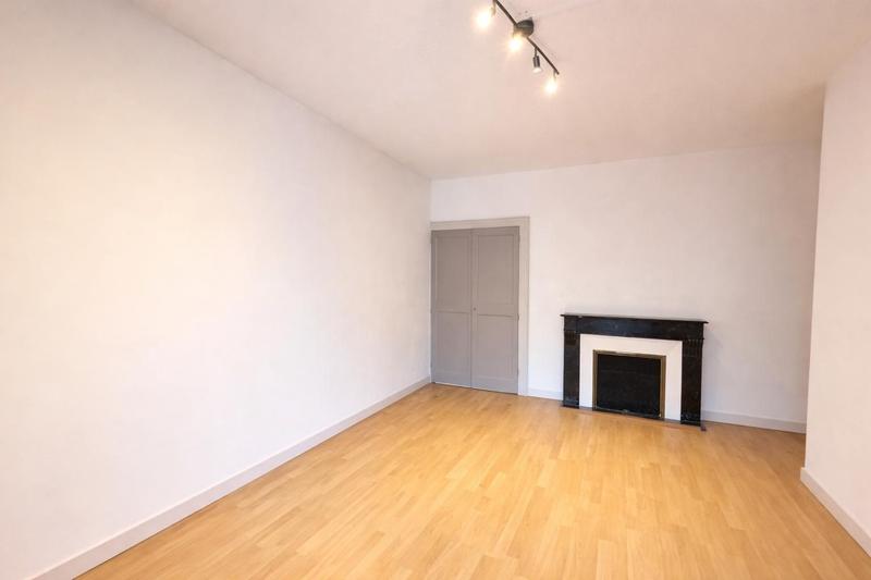 Appartement - 83 m² - 5 pièces