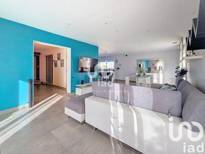 Maison - 180 m² - 7 pièces