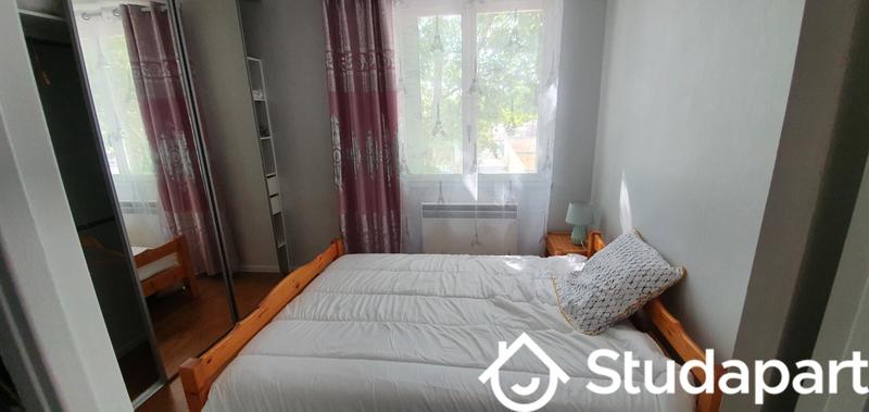 Chambre - 12 m² - 1 pièce