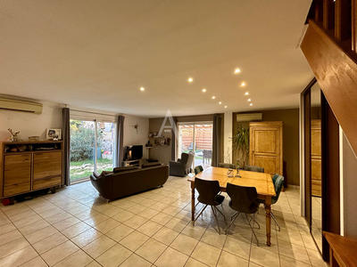 Maison - 112 m² - 4 pièces