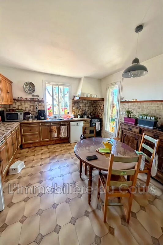 Maison - 120 m² - 6 pièces