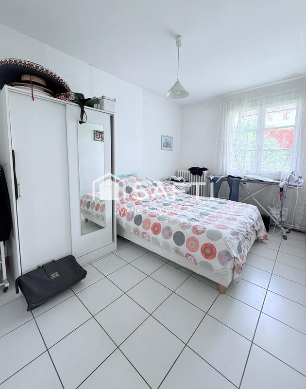 Maison - 180 m² - 7 pièces