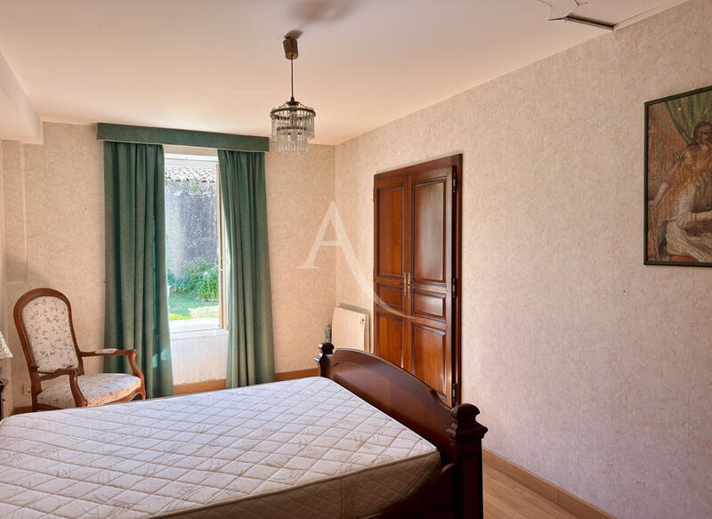 Maison - 165 m² - 6 pièces