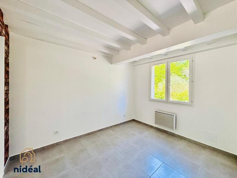 Villa - 90 m² - 4 pièces