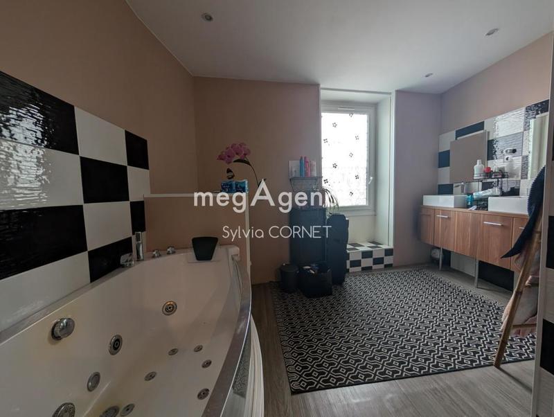 Maison de ville - 120 m² - 4 pièces