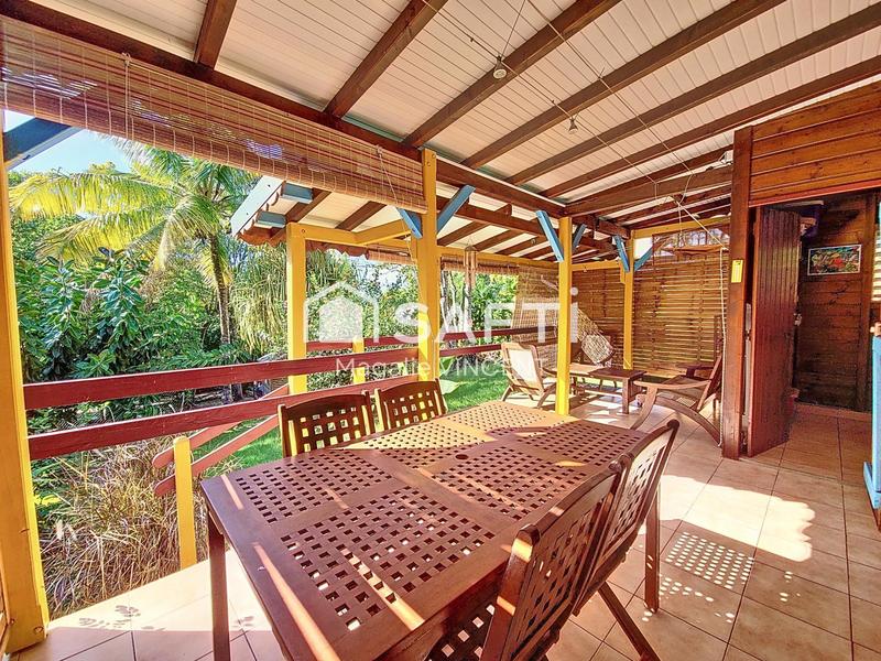 Maison - 367 m² - 11 pièces