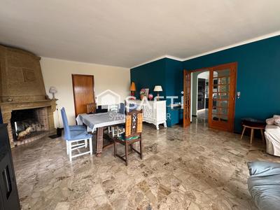 Maison - 196 m² - 5 pièces