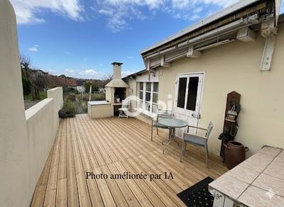 Maison - 95 m² - 4 pièces