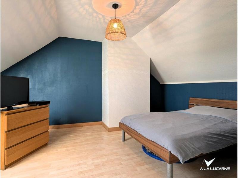 Maison - 104 m² - 5 pièces