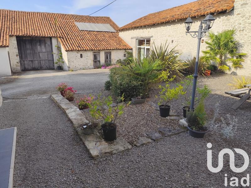 Maison - 180 m² - 6 pièces