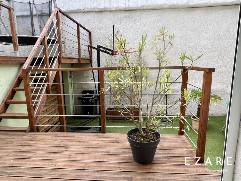 Appartement - 215 m² - 6 pièces