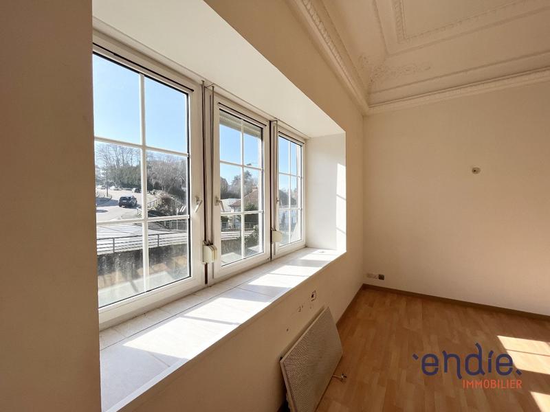 Appartement ancien - 69 m² - 3 pièces