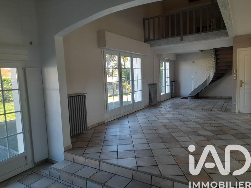Maison - 121 m² - 5 pièces