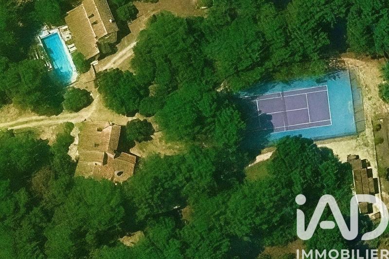 Maison - 172 m² - 8 pièces