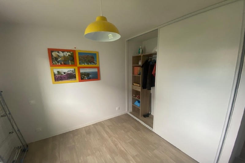 Maison - 92 m² - 7 pièces