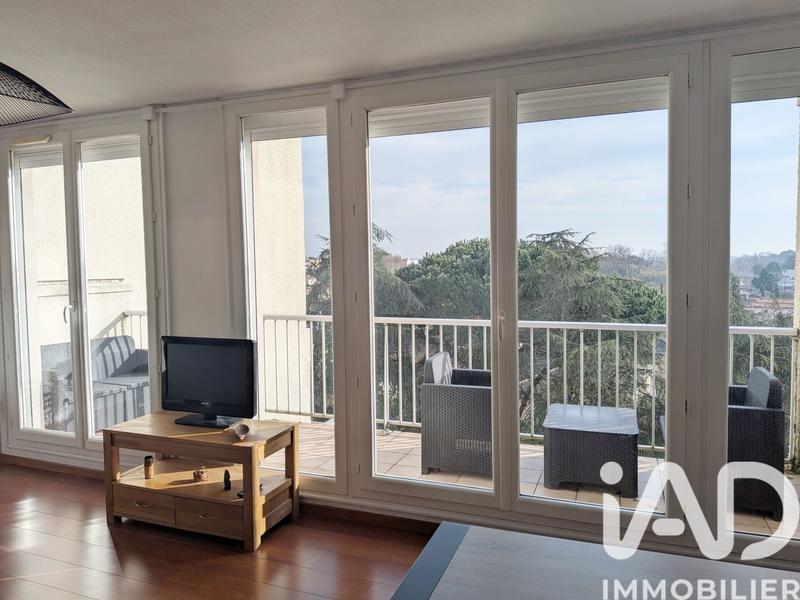 Appartement - 85 m² - 4 pièces