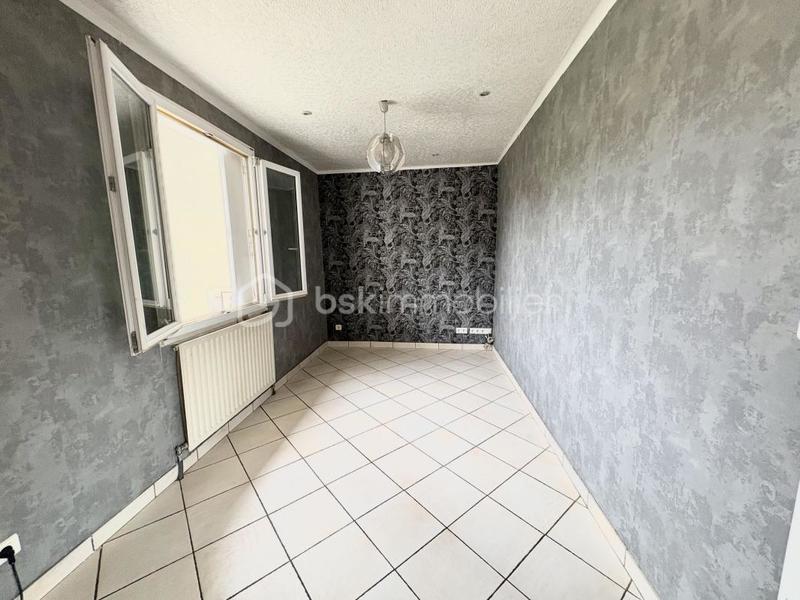 Maison - 161 m² - 3 pièces