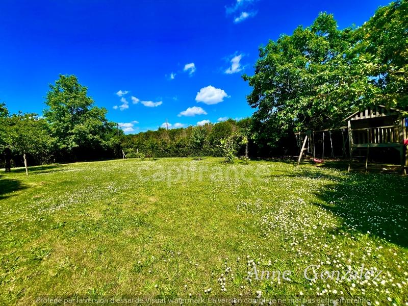 Terrain constructible - 862 m²