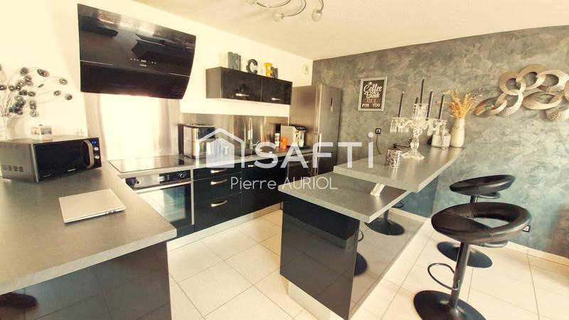 Appartement - 94 m² - 4 pièces