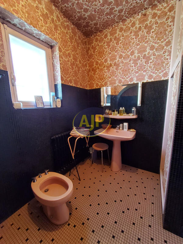 Maison - 103 m² - 3 pièces