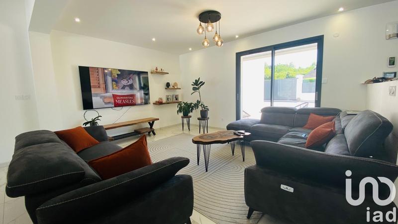 Maison - 190 m² - 8 pièces