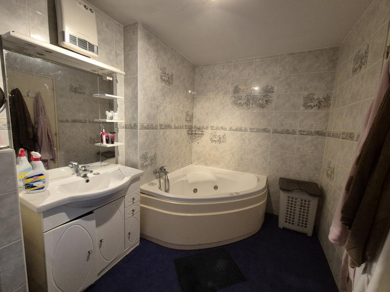 Maison - 190 m² - 5 pièces