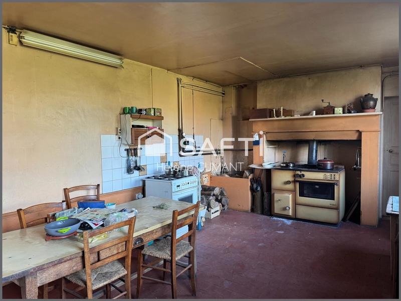 Maison - 260 m² - 8 pièces