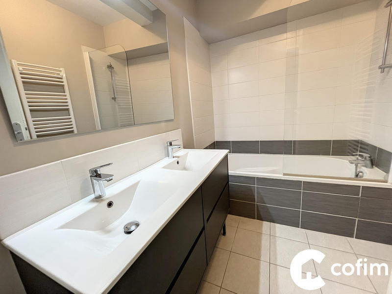 Appartement - 87 m² - 3 pièces