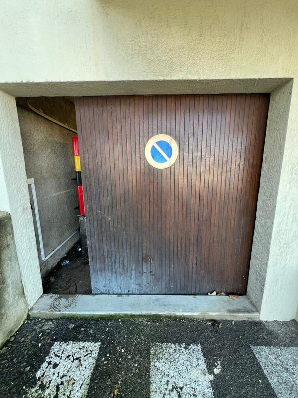 Parking / Garage - 13 m²