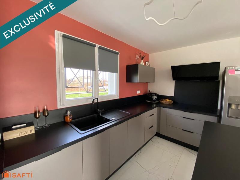 Maison - 90 m² - 4 pièces